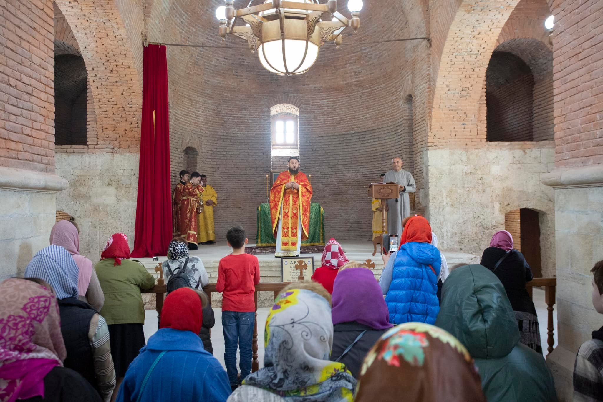 В воскресенье 4-ое по Пасхе в Азербайджане отмечается память святого Елисея.